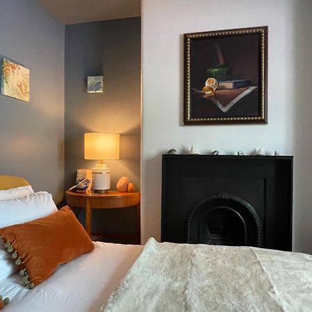 Stylish 2-Bedroom Townhouse Next To Brighton Station 外观 照片