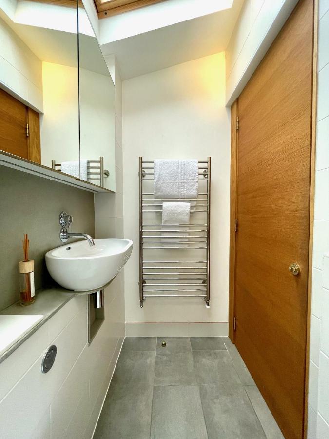Stylish 2-Bedroom Townhouse Next To Brighton Station 外观 照片