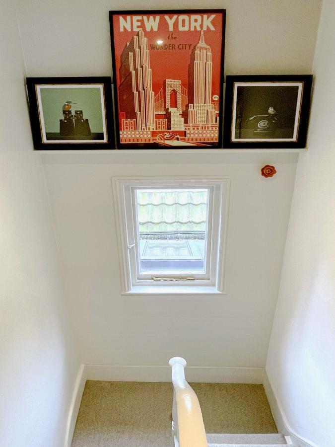 Stylish 2-Bedroom Townhouse Next To Brighton Station 外观 照片