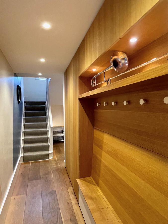 Stylish 2-Bedroom Townhouse Next To Brighton Station 外观 照片
